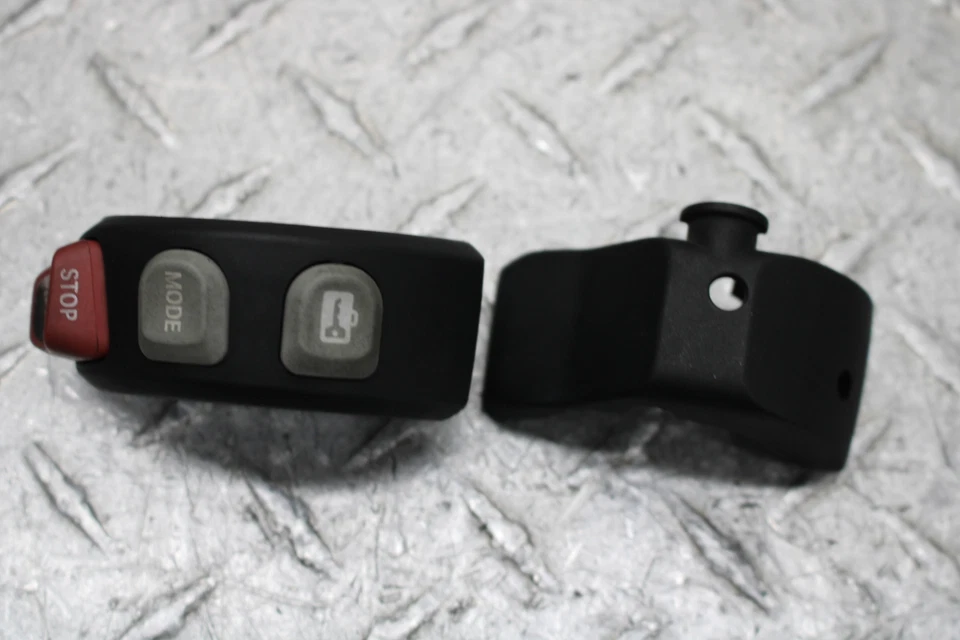 2012 BMW K1600GT ABS RIGHT CLIP ON HANDLE KILL OFF START THROTTLE SWITCH  - Image 3 of 4