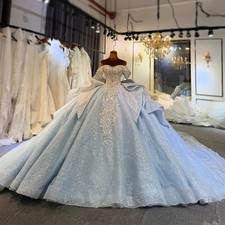 Vestidos Charro Quinceañera Vestido de Baile Fuera del Hombro Apliques Brillante Mexicano