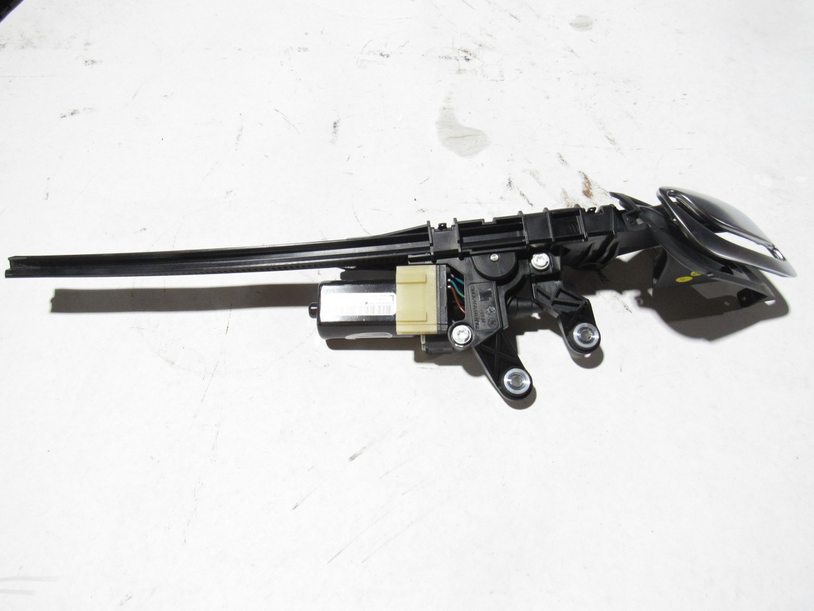 Bentley Continental GT 2012 Left Driver Seat Belt Tensioner Guide Motor 11-18 ;#