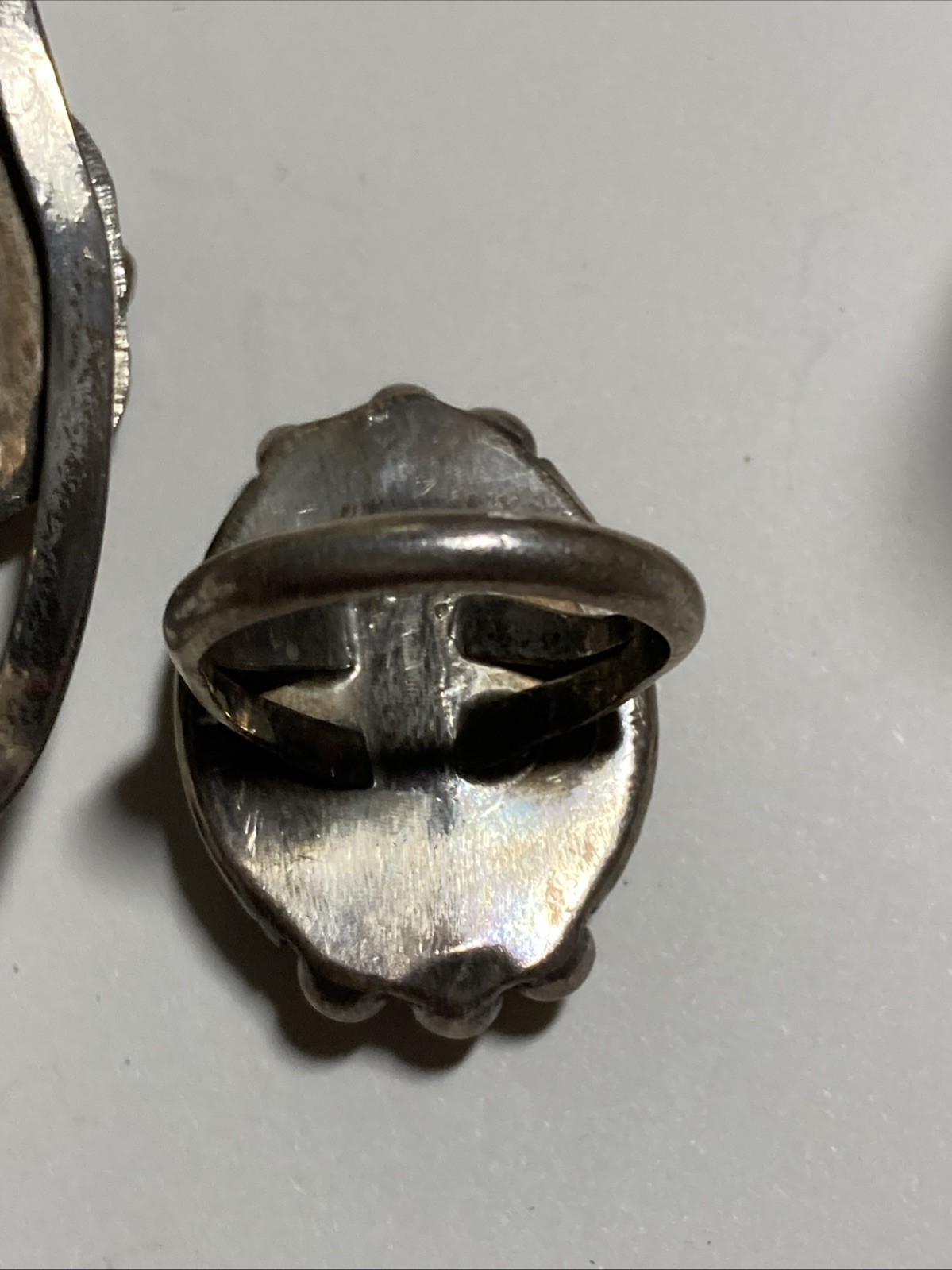 Unsigned Native American MOP Ring and Bangle Brac… - image 7