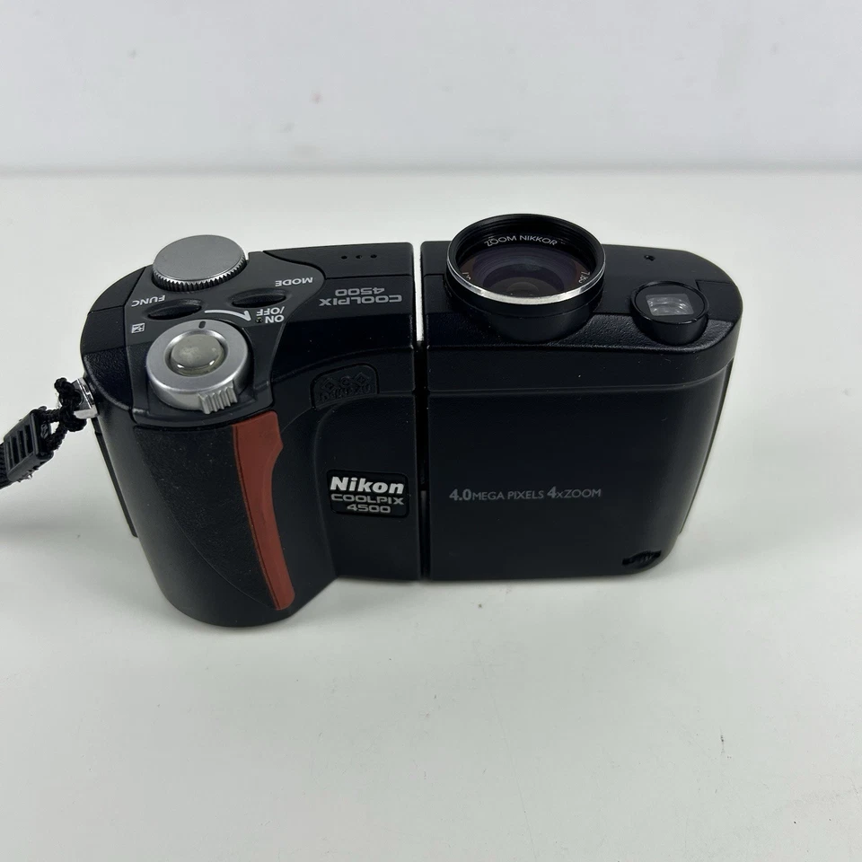 Nikon Coolpix 4500 4MP Digital Camera Nikkor Lens Black Folding Retro Vintage - Image 2 of 4