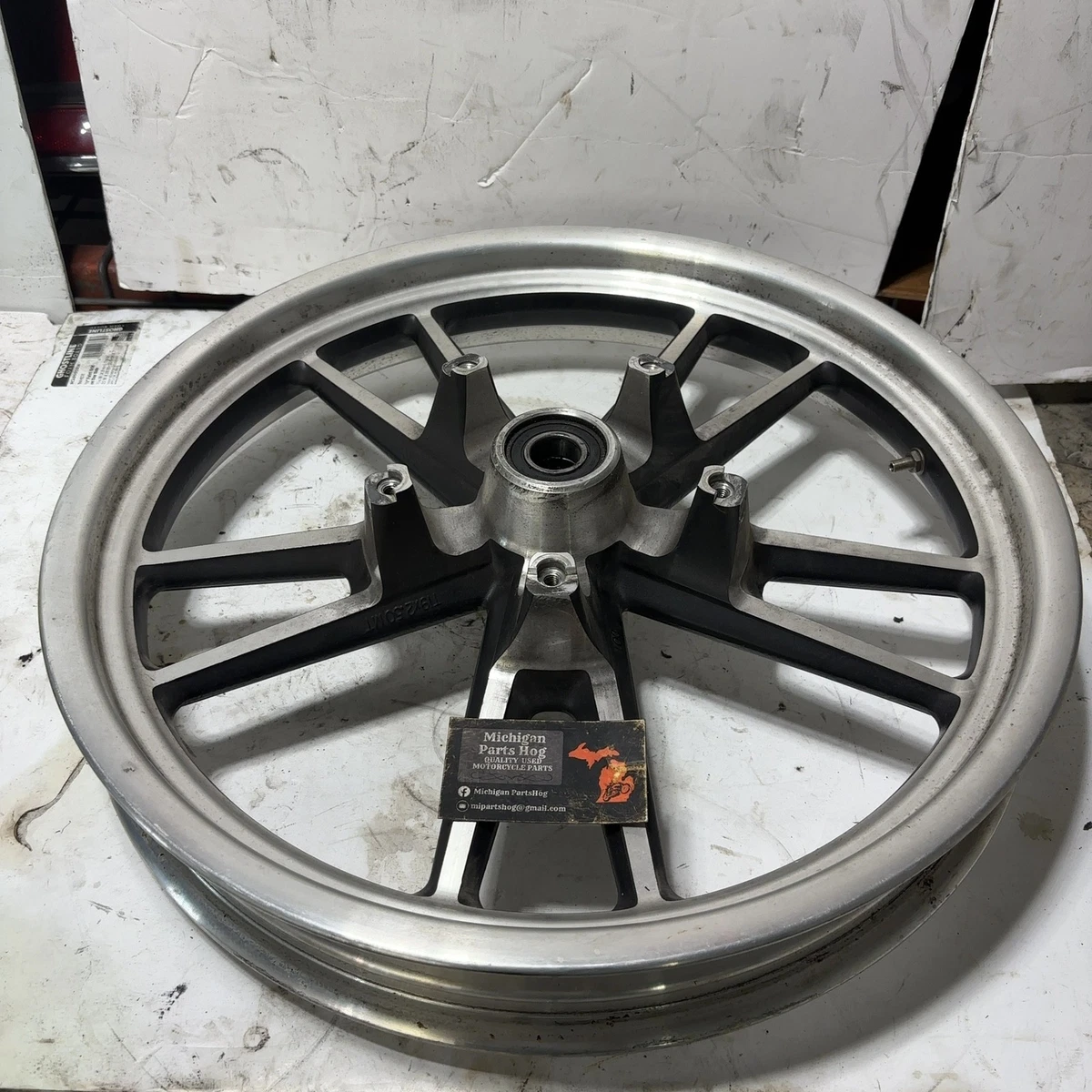 25+ Harley-Davidson Motorcycle Wheels and Rims Silver 3in. Rim