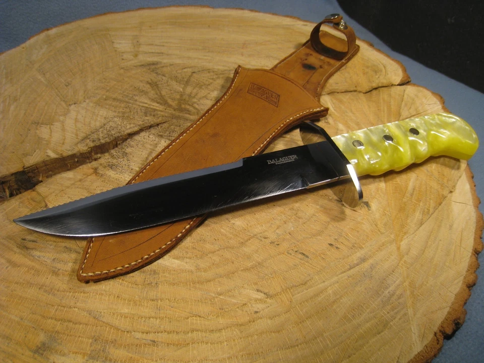 Cuchillo inoxidable Balaguer grande vintage con respaldo de sierra y funda original de 12" de largo Foto 2 de 4