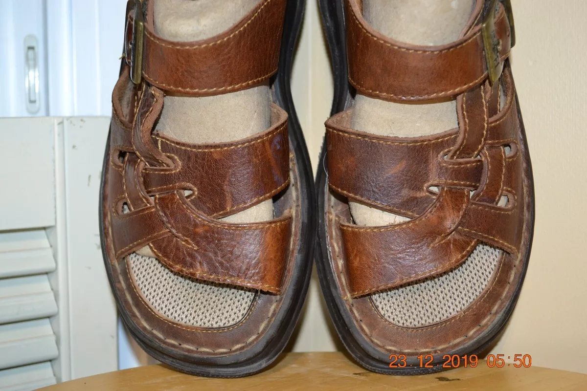 BORN Brown US 9 euro 40.5 M W B8135 Open Toe Sandals mule no