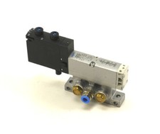 Festo 1x Manifold Block NAS 1/8-02-VDMA, 1x Solenoid Valve VSVA-B-T32N | 539177