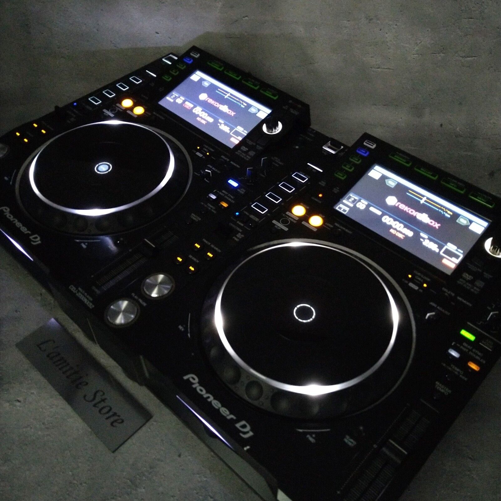 Pair 2x Pioneer CDJ-2000NXS2 DJ Turntable CDJ2000NXS2 2000 