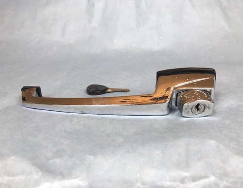 LANCIA Flavia 1967> DOOR HANDHOLD W/ KEY maniglia porta con chiave ORIGINAL NOS - Imagen 2 de 9