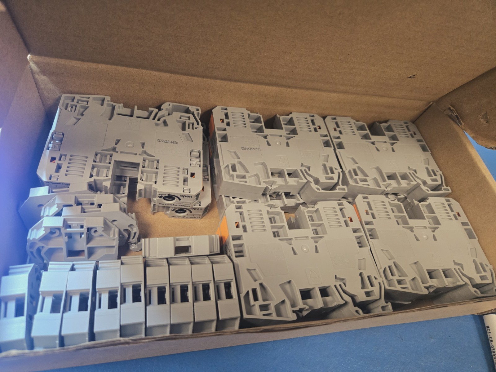 Transparent Label Railing Lot Of 10 Wago 0285-0135 Conductor Din Rail Terminal Blocks 600V | eBay