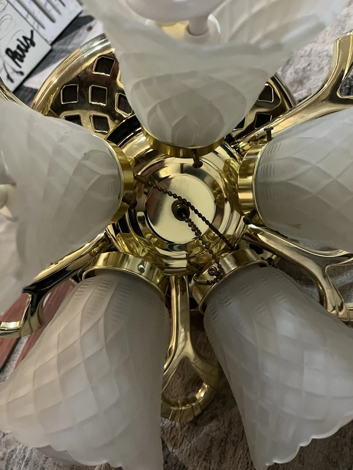 RARE VINTAGE 52 INCH HARBOR BREEZE LAKESIDE CEILING FAN WITH LIGHT - Image 4 of 4