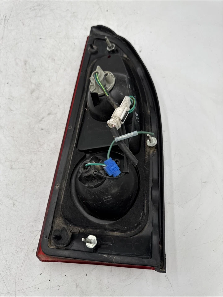 1998 MERCURY VILLAGER RIGHT PASSENGER SIDE RR Rear Tail Light 26550 1B200 (18) - Image 4 of 4