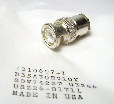 10x Tyco BNC Kabel-Stecker, 50 Ohm, B35A70E010X / 1310697-1, NOS