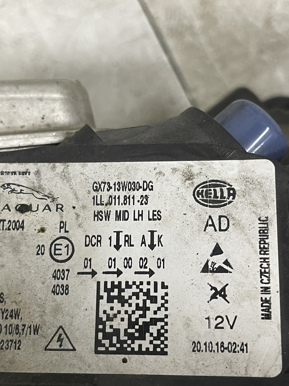 Jaguar XE R-sport Xenon Headlight PASENGER Left Side T4n17217 for  