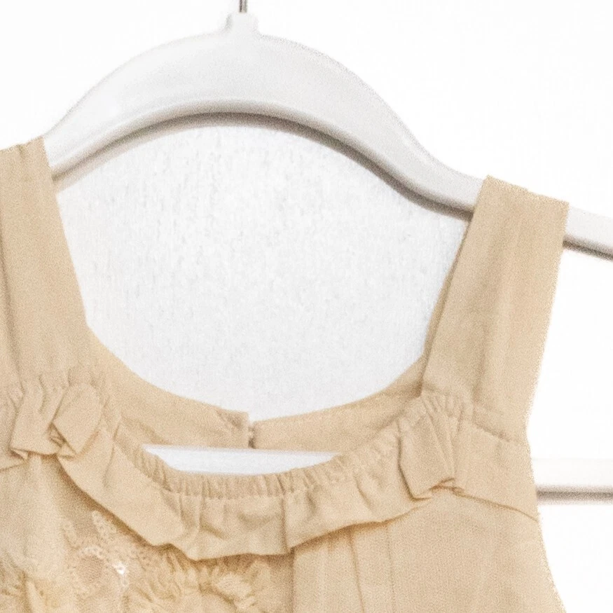 Vestido sin mangas Isobella & Chloe para niñas marfil poliéster lentejuelas en capas midi 5 Foto 3 de 4