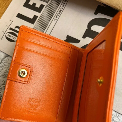MCM 🐻 bear visetos monogram limited edition bifold snap