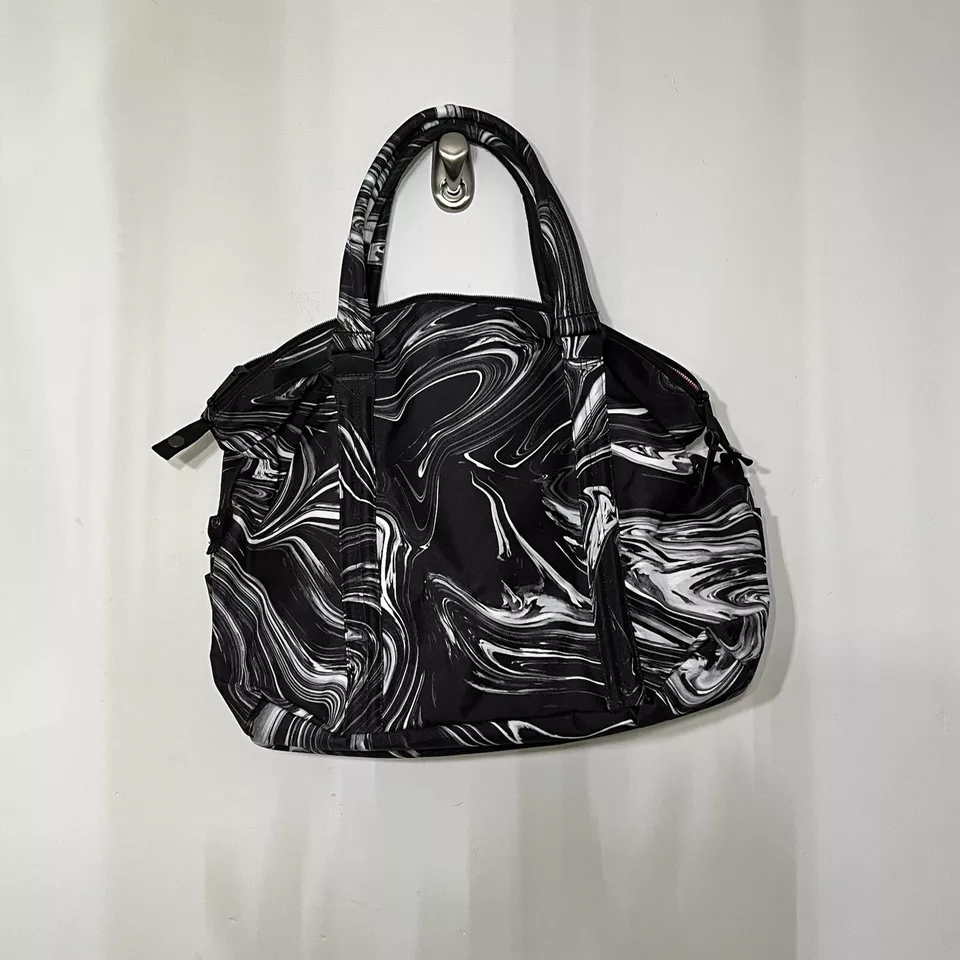 Herschel Strand 包全新带标签黑色白色油漆倒装 — 第 3/4 张图片