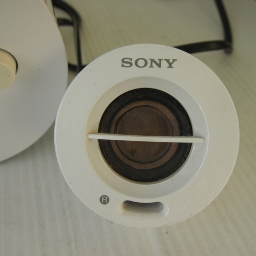 Sony SRS-D25 2.1 channel active speaker system gloss white 3.5mm AUX input - Picture 3 of 13