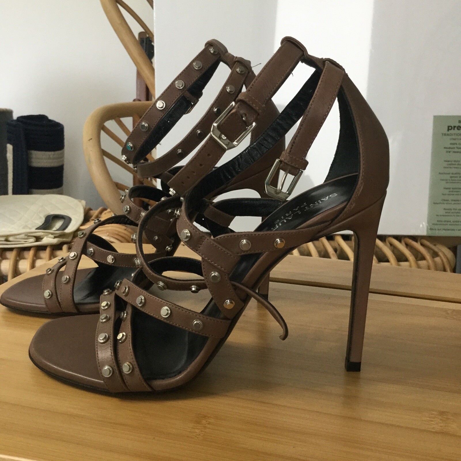 NUOVI YSL Yves Saint Laurent sandali borchie jerry in pelle tacchi cinturini