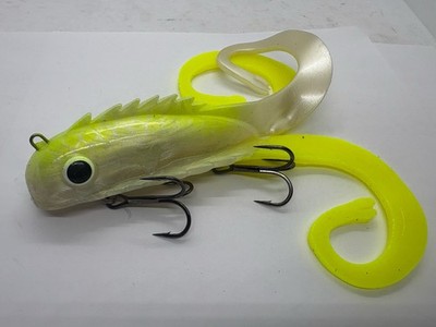 chaos fishing lures Yo-Zuri Hydro Popper 3 1/2" 7/8 oz Flying Fish ideal for surf and offshore fishing Chaos Tackle Mid Medussa White