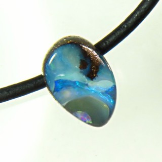 7.9c DOUBLE SIDED AUSSIE SURF BOULDER OPAL SIDE DRILLED PENDANT BEAD OCA18900