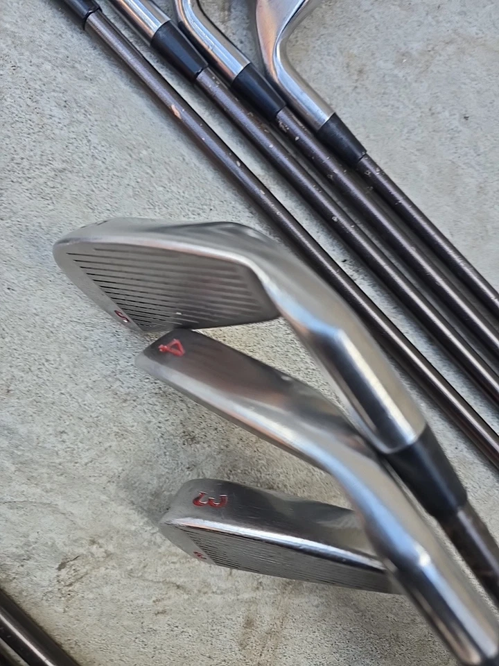 Rear Purdition Hot Shot Iron Golf Set 3- SW. Regular Graphite Shafts. Left Hande - Image 4 of 4