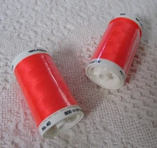 Mettler Polysheen DEVIL RED Machine Embroidery Thread 875yd 40wt #1306 Spool NEW