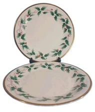 Set Of 2 Mikasa Ribbon Holly Dinner Plates Excellent 