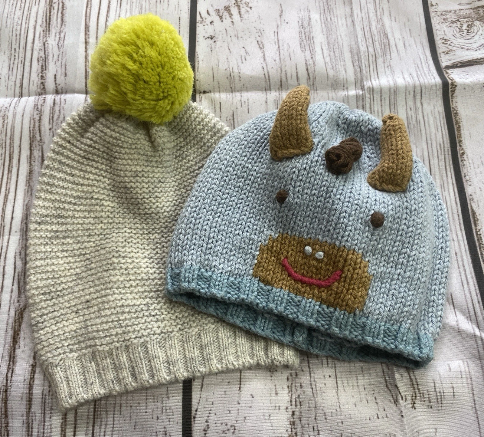 Lot 2 Boutique Baby Hats EGG by Susan Lazar BlaBla Cow Pom Sz XS S Photo Props