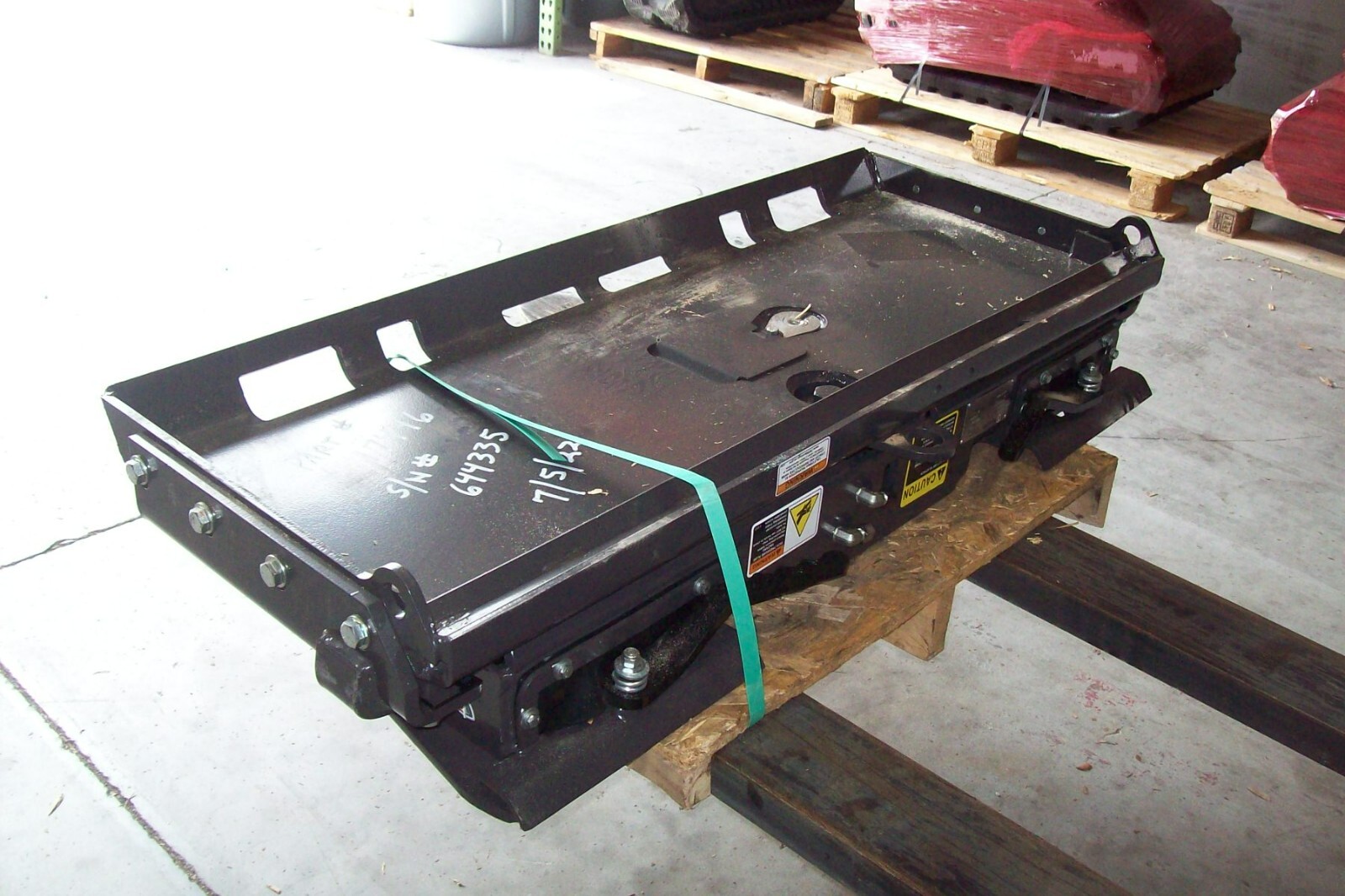 BRADCO UNIVERSAL TILT ATTACH ATTACHMENT TILT-TACH FITS BOBCAT & MORE SKID STEERS