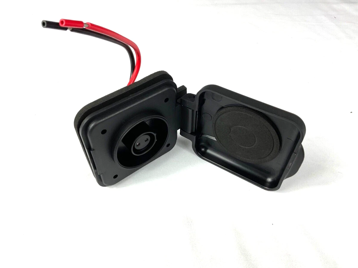 Furrion Solar Port Inlet Black v9306.1blu.de