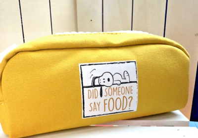 Peanuts Cartoon Snoopy Big Zipper Pencil Case bag Yellow  NWT