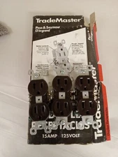 10 Pass & Seymour Brown Receptacle Outlets 15A Trademaster 3232. New