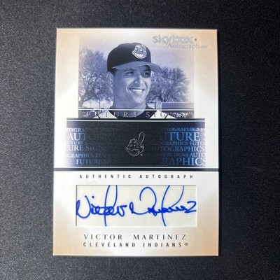 2005 Skybox Autographics Future Signs Serial /100 Victor Martinez #FSA-VIM Auto