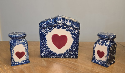 Blue White Red Ceramic Spongeware Heart Salt & Pepper Shakers w/ Holder Set