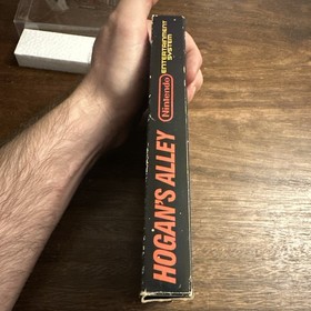 Hogan's Alley (Nintendo NES) Complete - Hangtab 5 Screw Early Print - Authentic