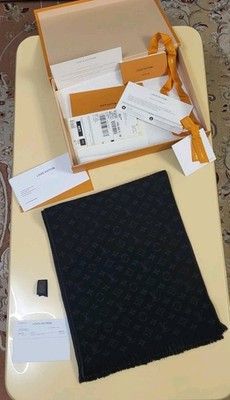 Louis Vuitton Monogram Classic Schal Grau-Schwarz
