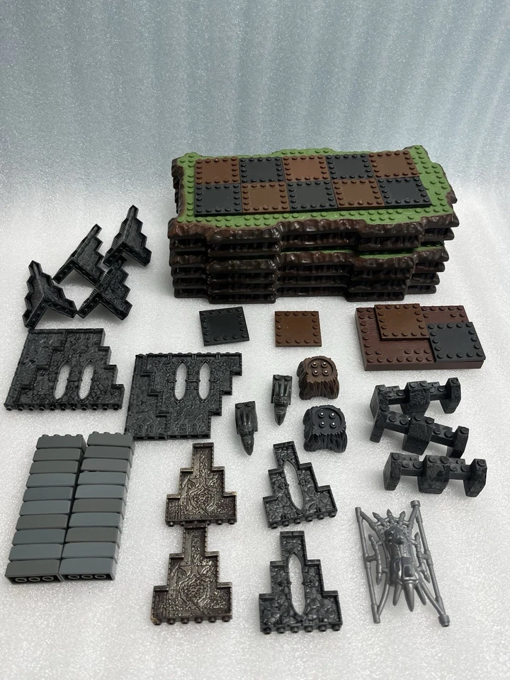 Mega Bloks Dragons Challenge Game & Tin - incomplete - Image 4 of 4