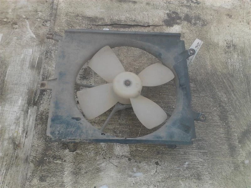 Motor de ventilador de radiador solo motor de ventilador principal compatible con 83-86 MAZDA 626 115547 Foto 4 de 4