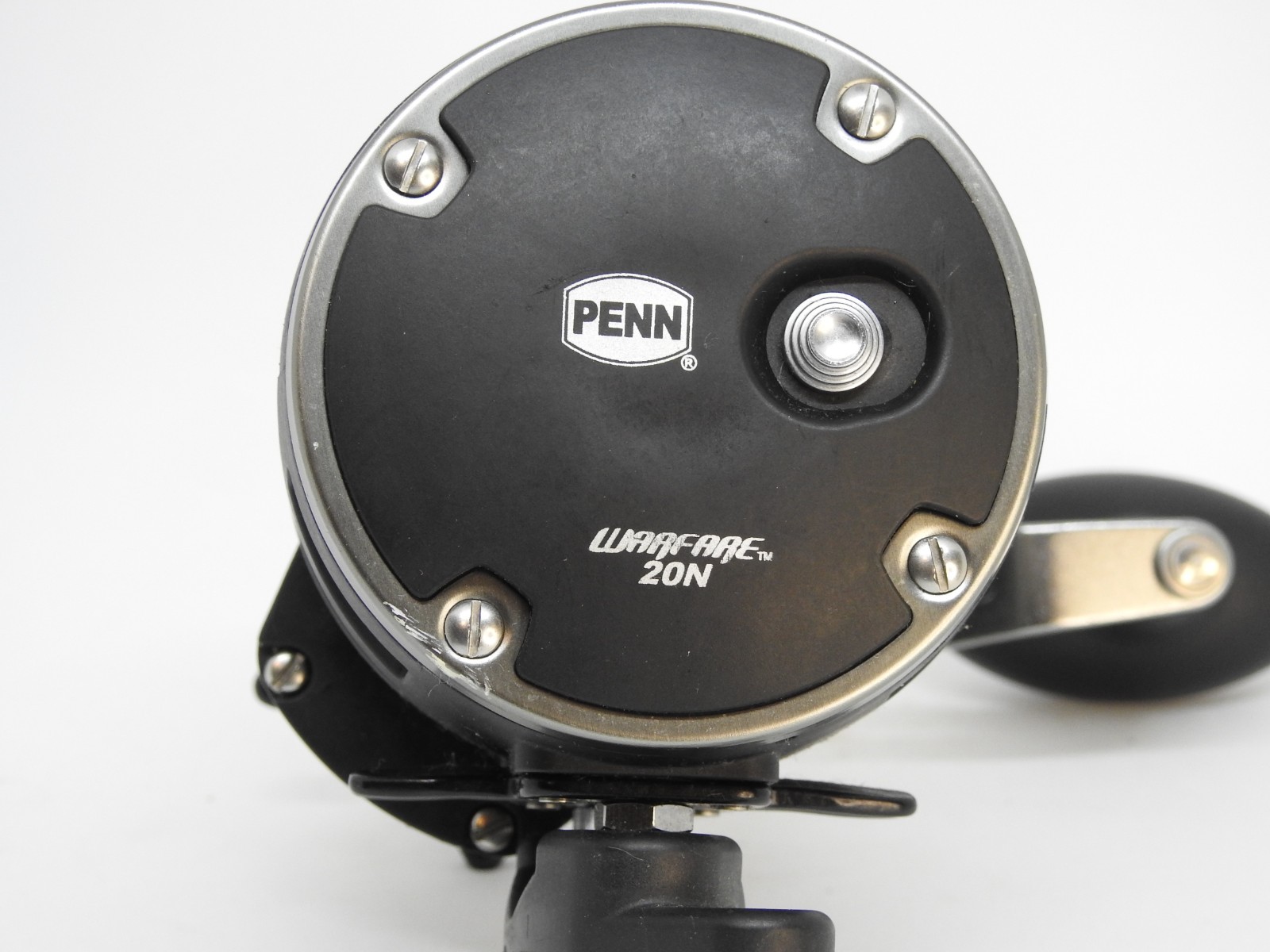 Penn Warfare 20N Star Drag Conventional Reel 5.1:1 Right Han