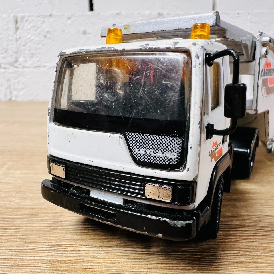 Matchbox Superkings K120 1986 Leyland Roadrunner Car Transporter Karrier White - Image 2 of 4