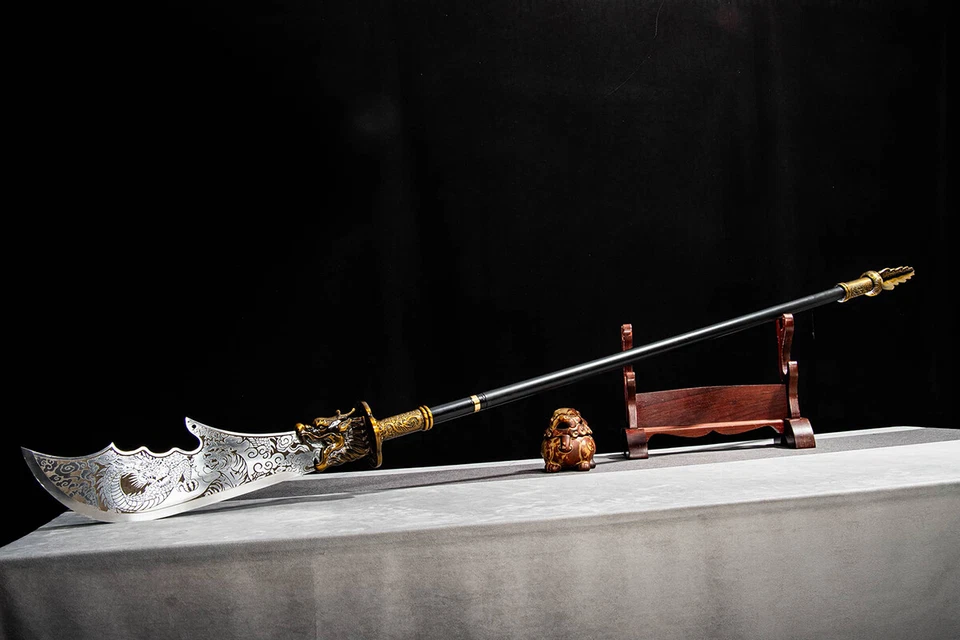 Espada china 关公 Guan Yu Big Dao Kung-fu Dao hoja de acero manganeso con dragón Foto 3 de 4