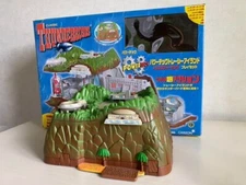 THUNDERBIRD Power Tech Tracy Island Secret Base Electronic Playset TAKARA TOMY
