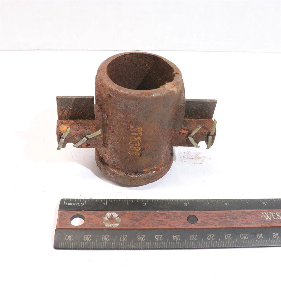 1947-55 KAISER FRAZER NORS CLUTCH TRHOW OUT RELEASE BEARING COLLAR HOUSING — 第 2/4 张图片