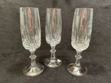 Shott Zweisel champagne glasses