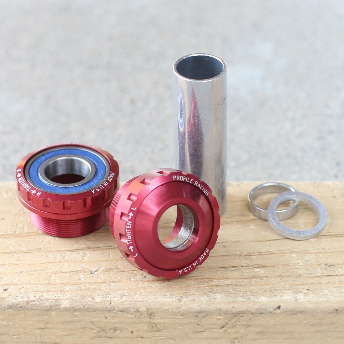PROFILE RACING BMX EURO EXTERNAL BOTTOM BRACKET KIT RED 19mm