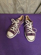 Purple Low-top Canvas Converse Women Chuck Taylor Sneakers Fair condition Size 5