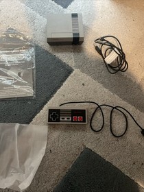 NES Mini, Boxed. RARE NINTENDO ENTERTAINMENT SYSTEM CLASSIC MINI BOXED