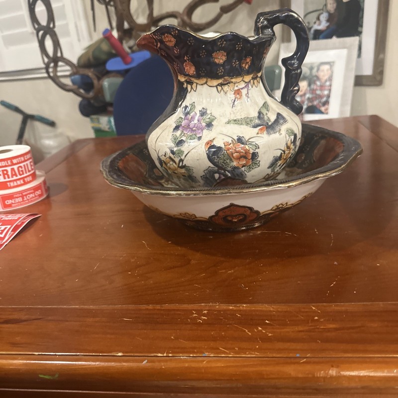 Pitcher And Bowl Set - Vintage