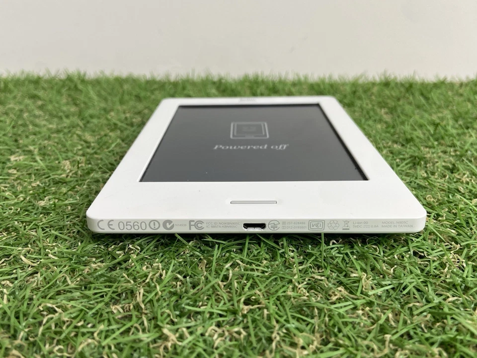 Kobo N905C Black Touch E-Reader Tablet 6" Display 2GB Memory Wi-Fi (E67) - Image 2 of 4