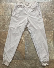 EUC Wonder Wink Modern Fit Tan Scrub Set Size X-Small Top & X-Small Jogger Pant