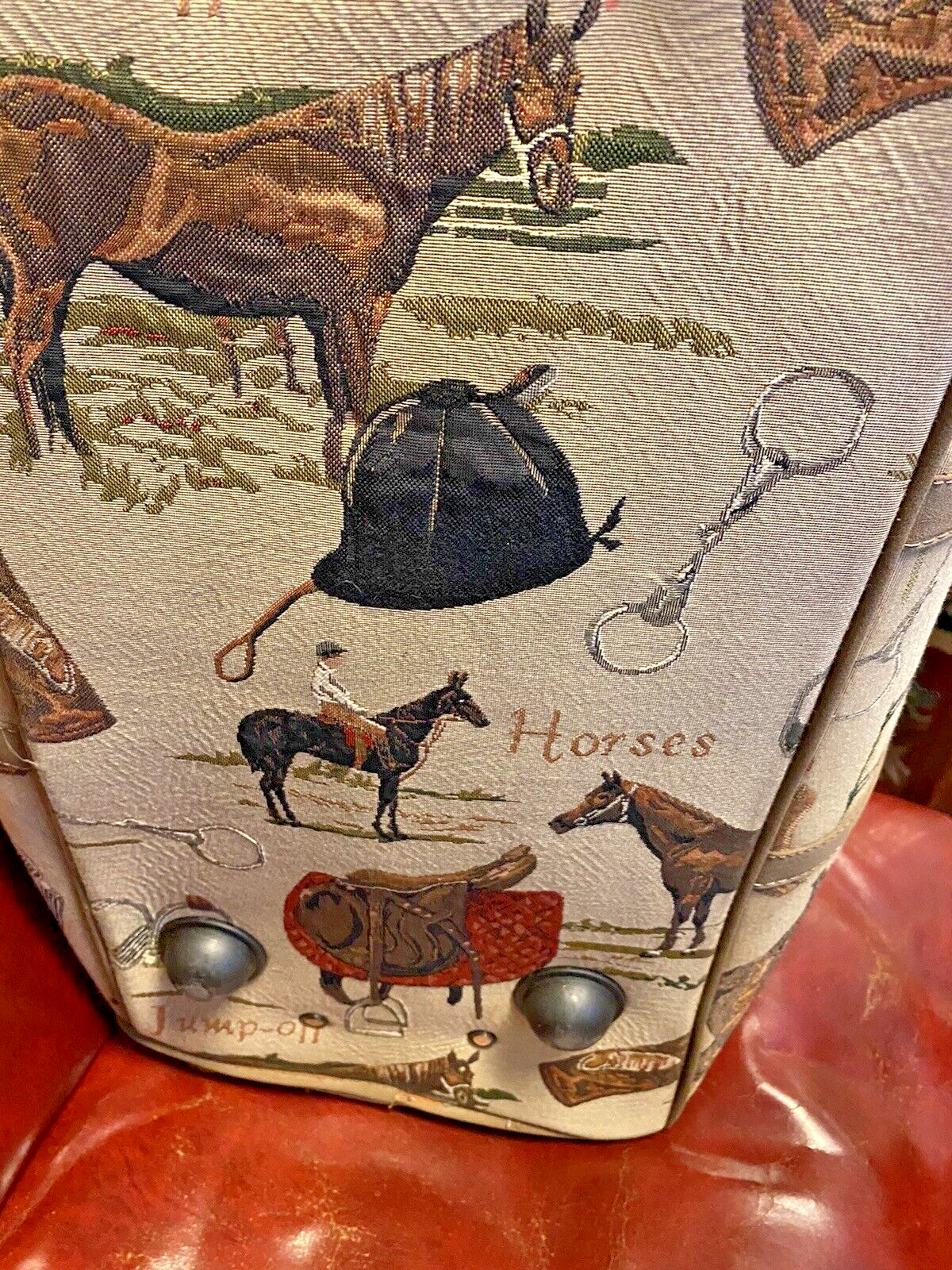 Equestrian Horse Print Overnight Luggage Bag Beautiful Design-image